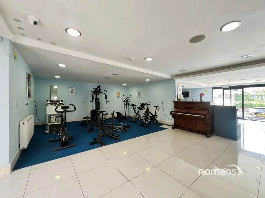 Crendon Street, High Wycombe, HP13, photo 5