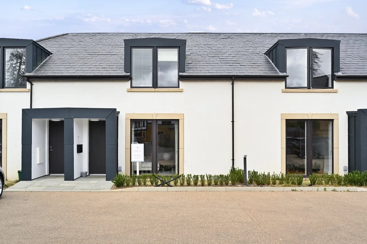 3 bed property for sale, Ardingly Road, Lindfield, RH16