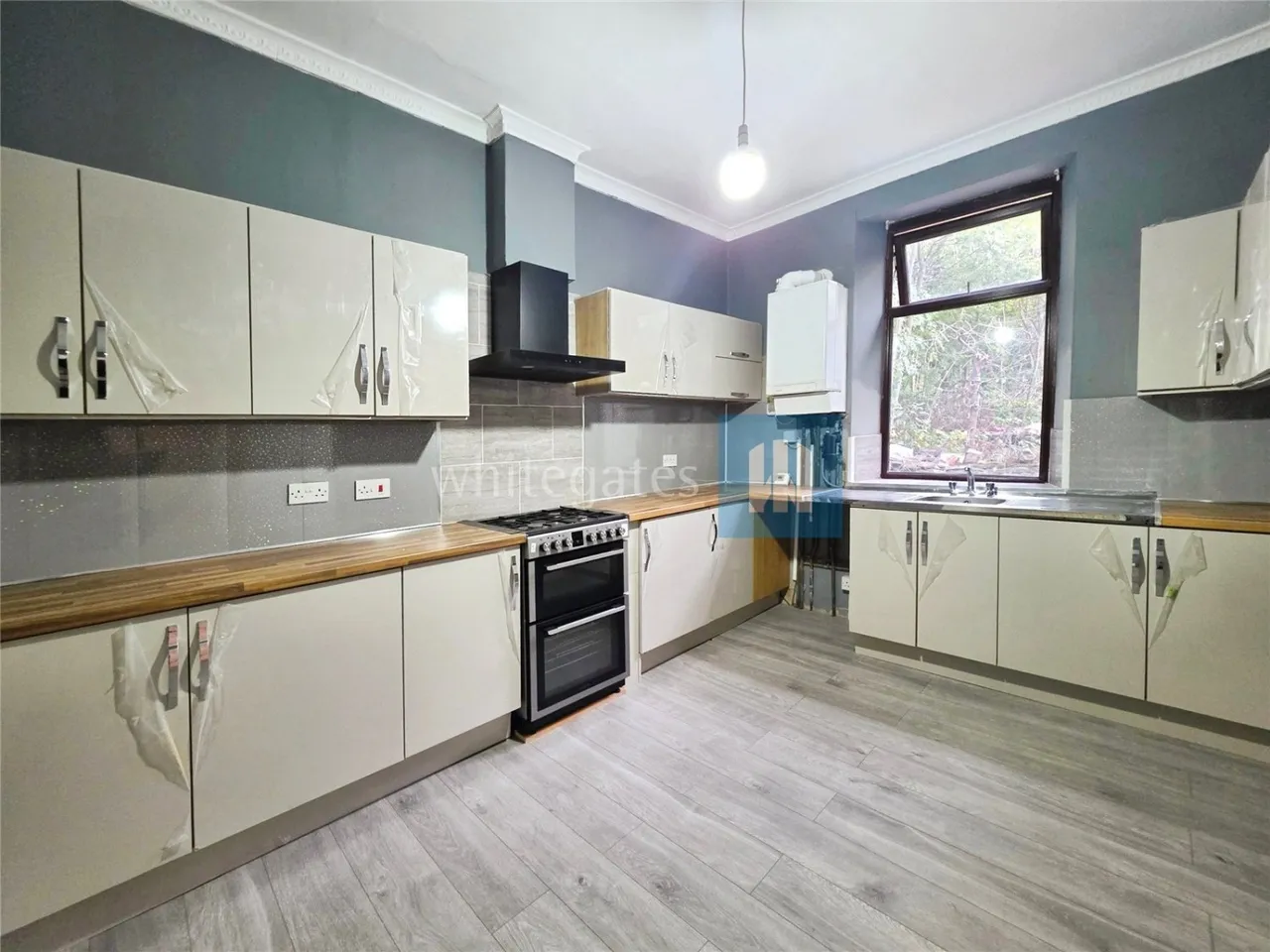 Woodville Road, Dewsbury, WF12, photo 11