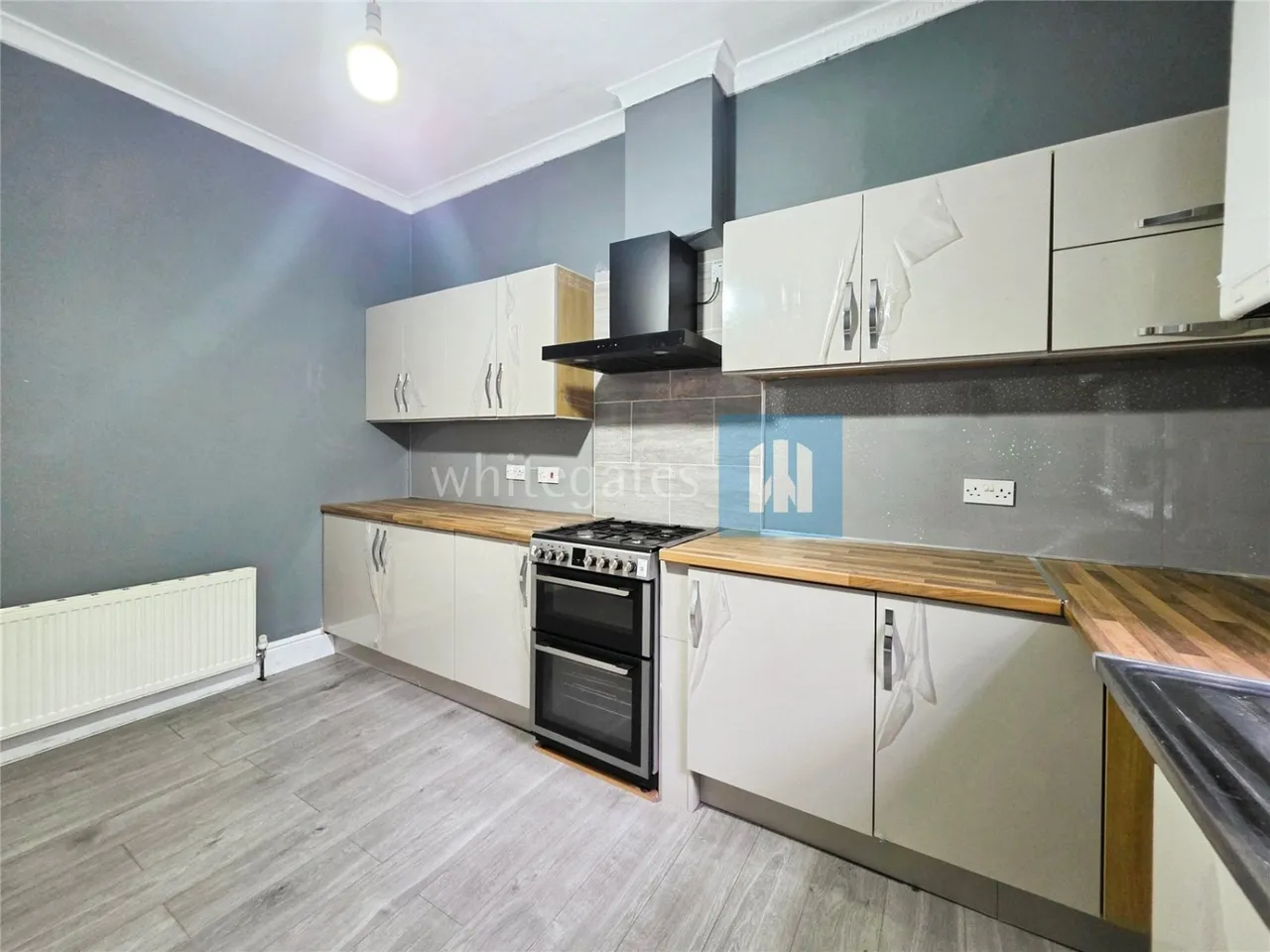 Woodville Road, Dewsbury, WF12, photo 12