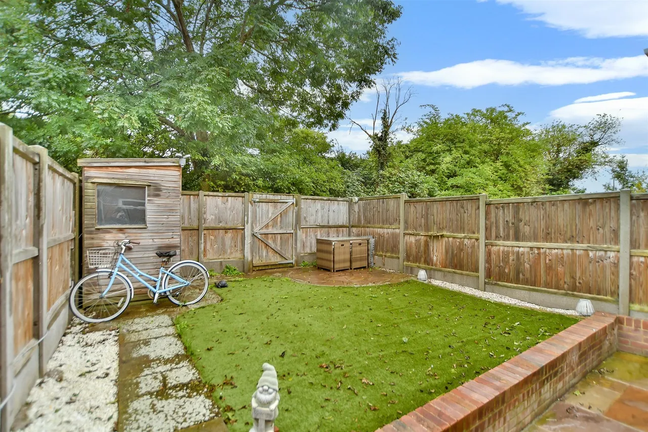 Abbey Fields, Faversham, ME13, photo 9