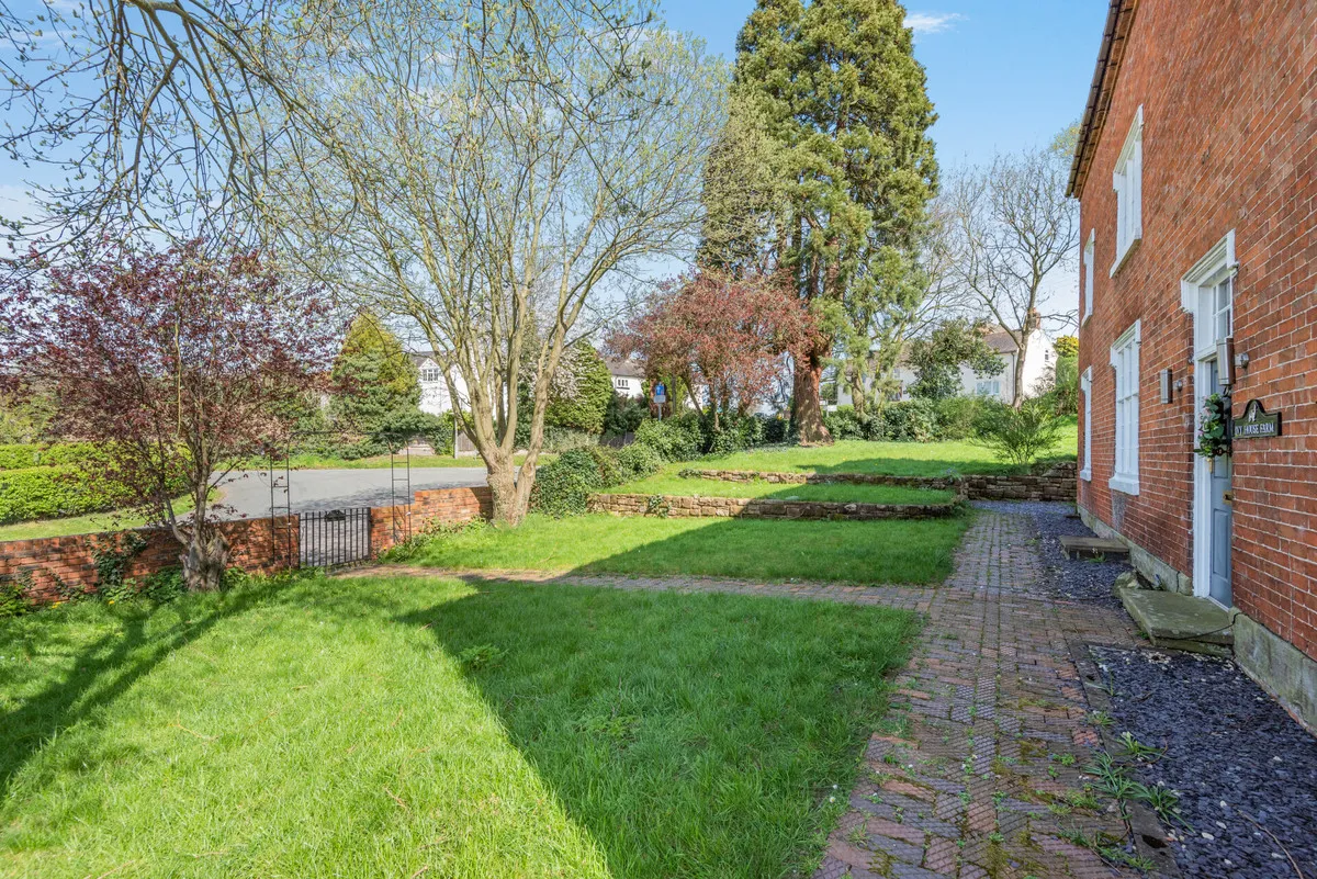 Smithy Lane, Hixon Stafford, ST18, photo 37