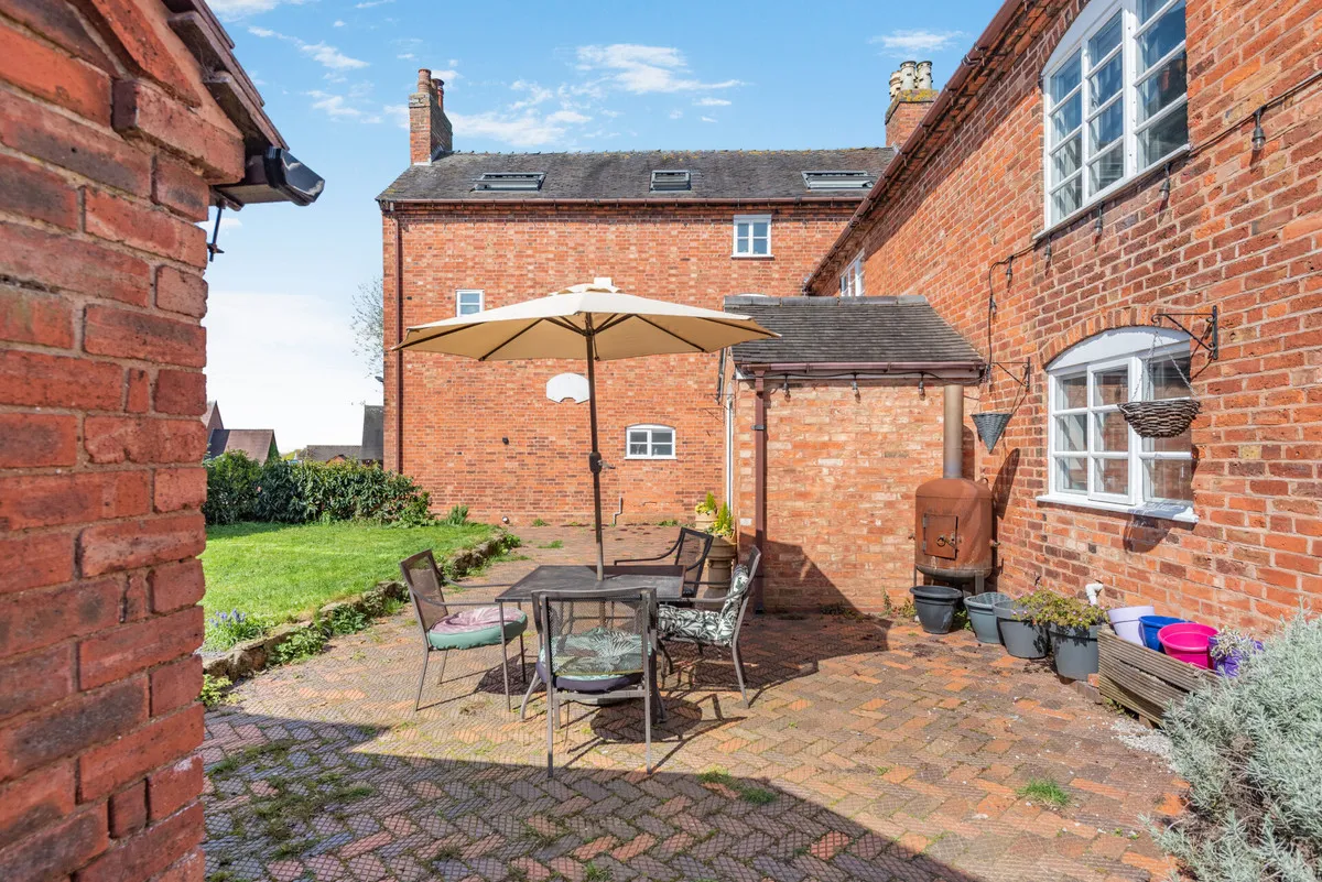 Smithy Lane, Hixon Stafford, ST18, photo 38