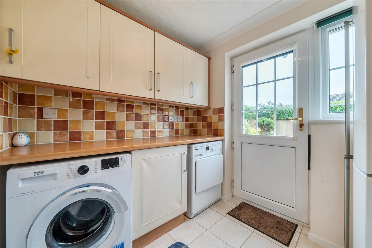 Corvette Avenue, Warsash, photo 9