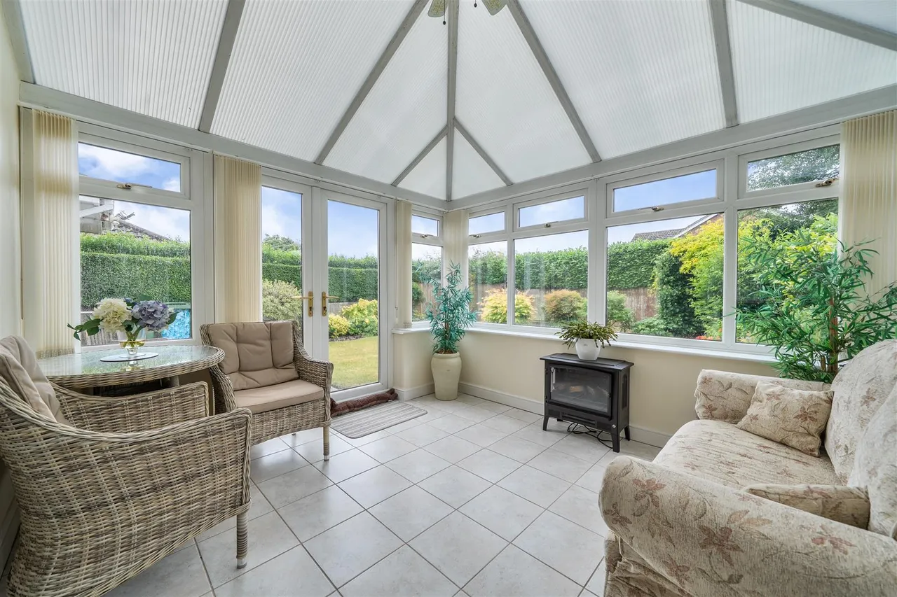 Corvette Avenue, Warsash, photo 7