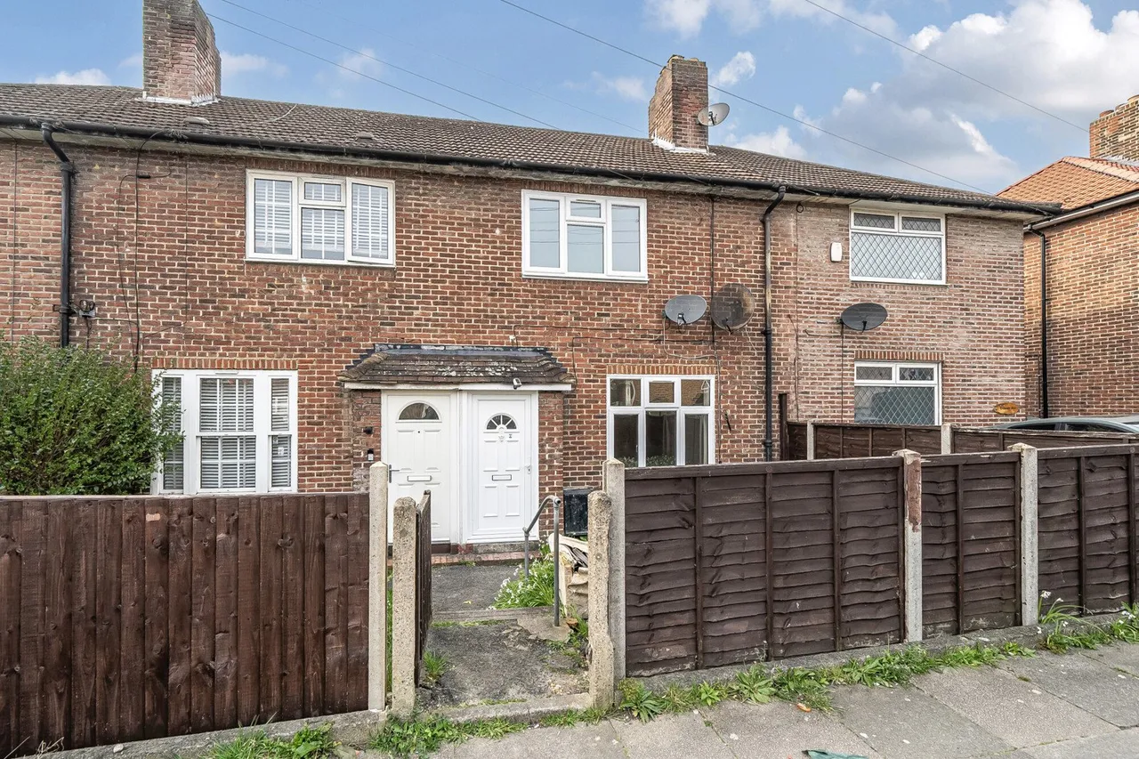 2 bed house for sale — Valeswood Road, BR1