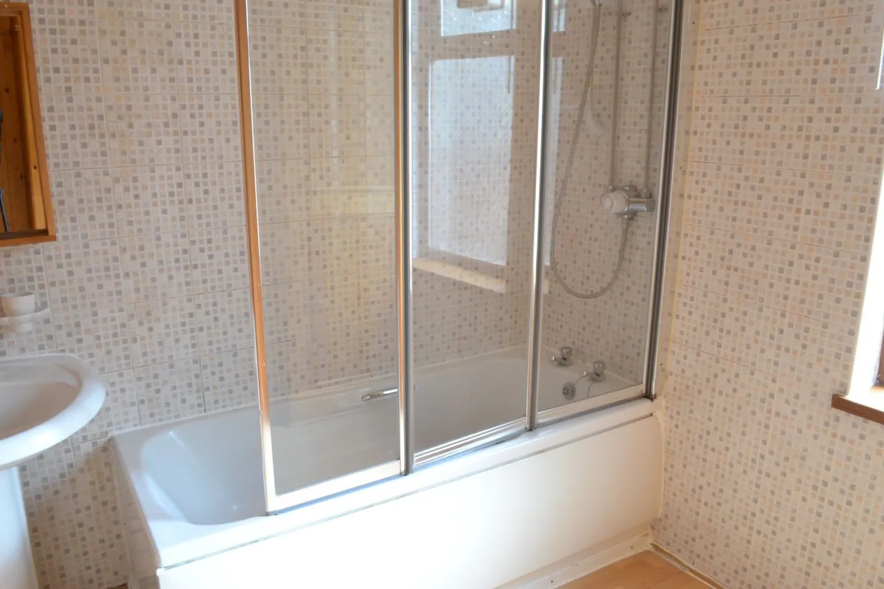 Church Grove, Nottingham, NG7, photo 11