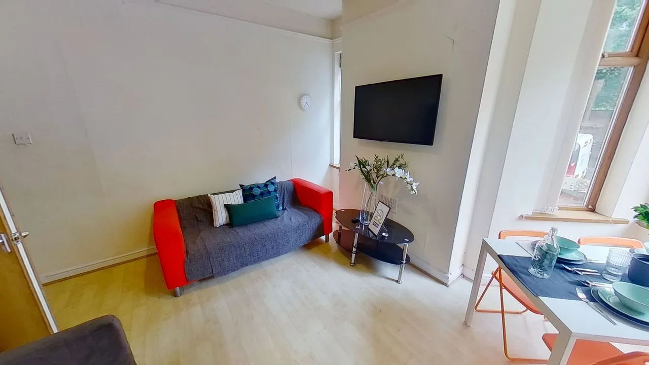 Church Grove, Nottingham, NG7, photo 8