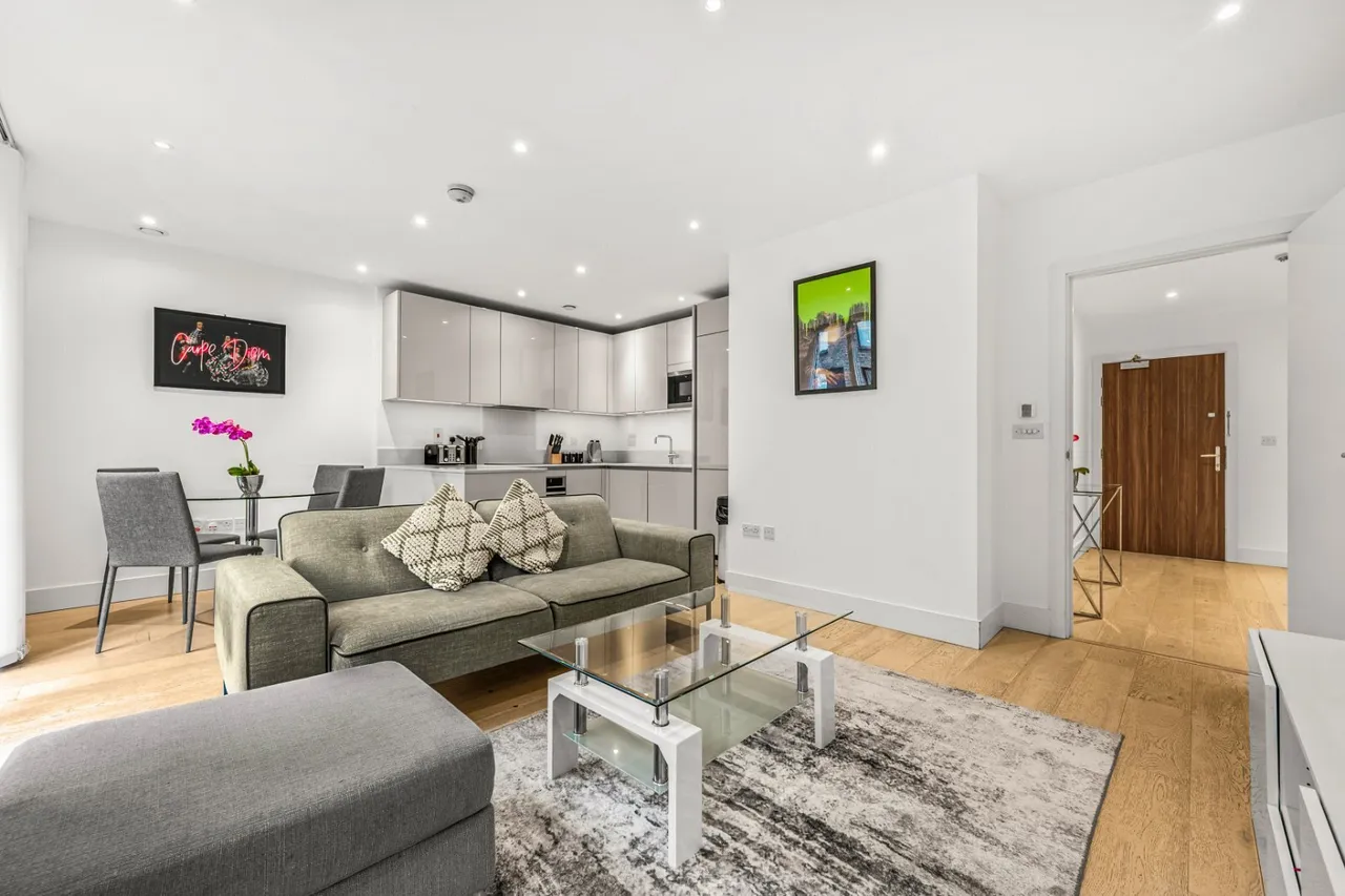 Rochester Place, London, NW1, photo 7