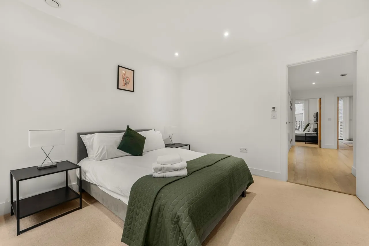 Rochester Place, London, NW1, photo 11