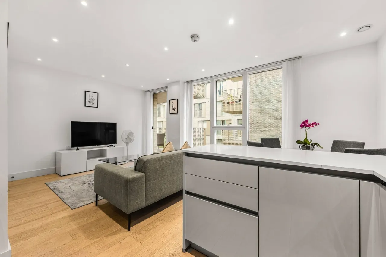 Rochester Place, London, NW1, photo 8
