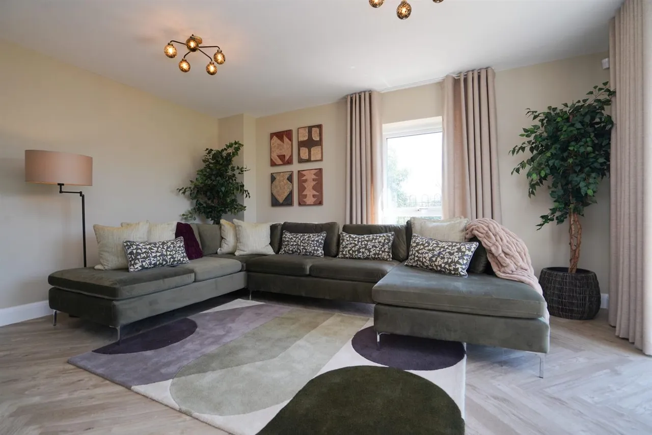 Frome Road, Trowbridge, BA14, photo 3