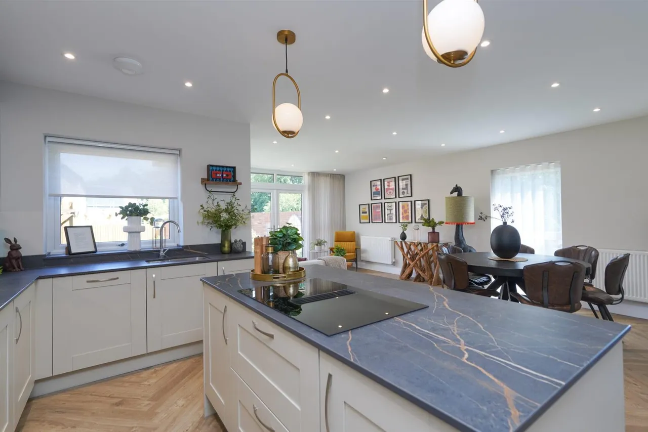 Frome Road, Trowbridge, BA14, photo 10