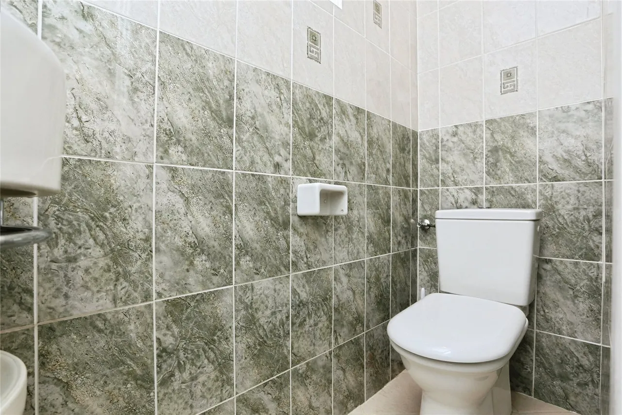 Whitebeam Avenue, Bromley, BR2, photo 19