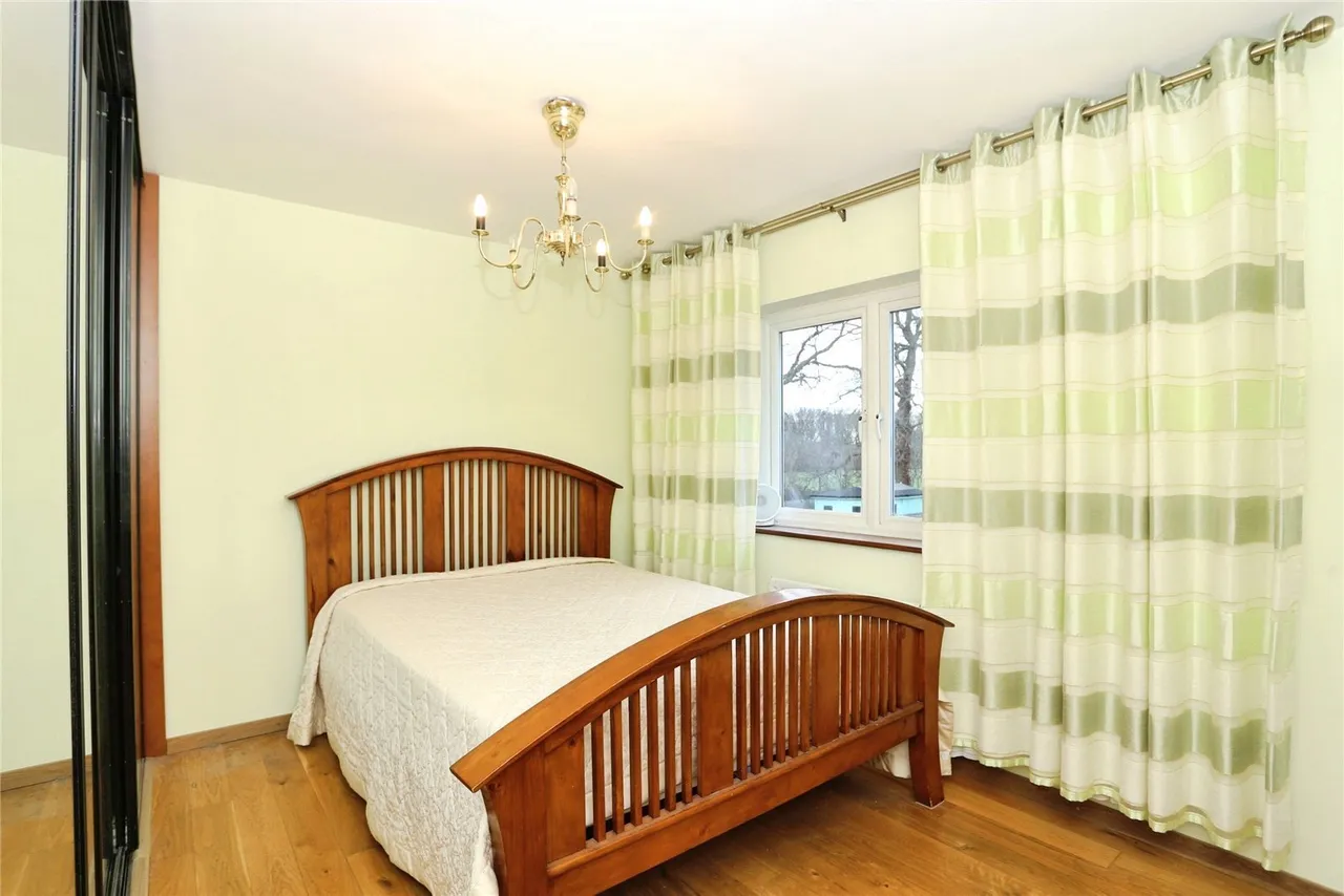 Whitebeam Avenue, Bromley, BR2, photo 13