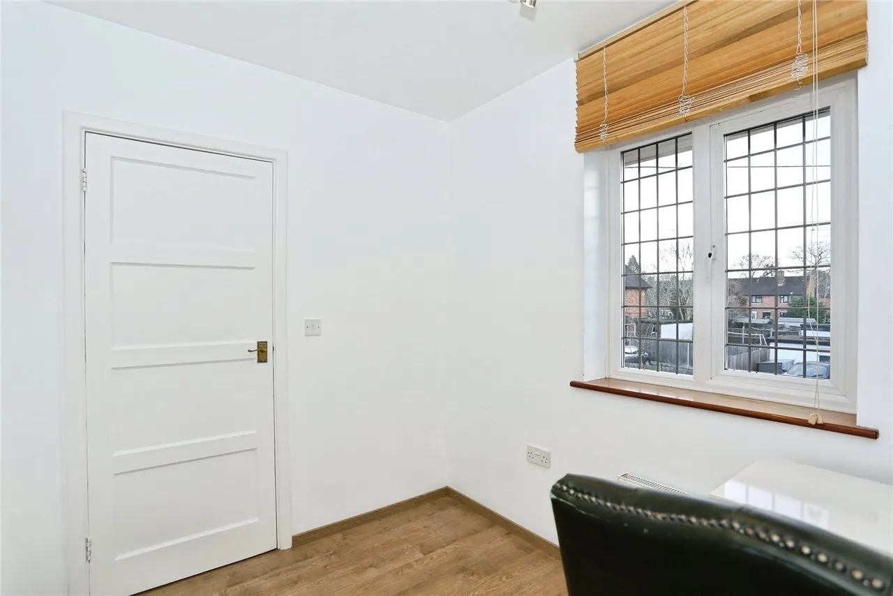 Whitebeam Avenue, Bromley, BR2, photo 17
