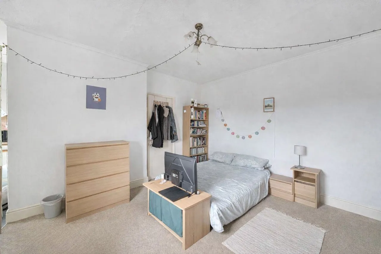 Lansdown Crescent, Cheltenham, GL50 2LF, photo 4