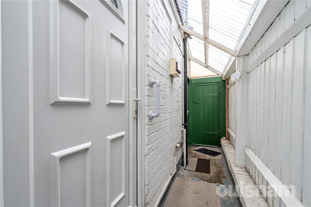 Leach Green Lane, Rednal, Birmingham, West Midlands, B45 8EB, photo 16