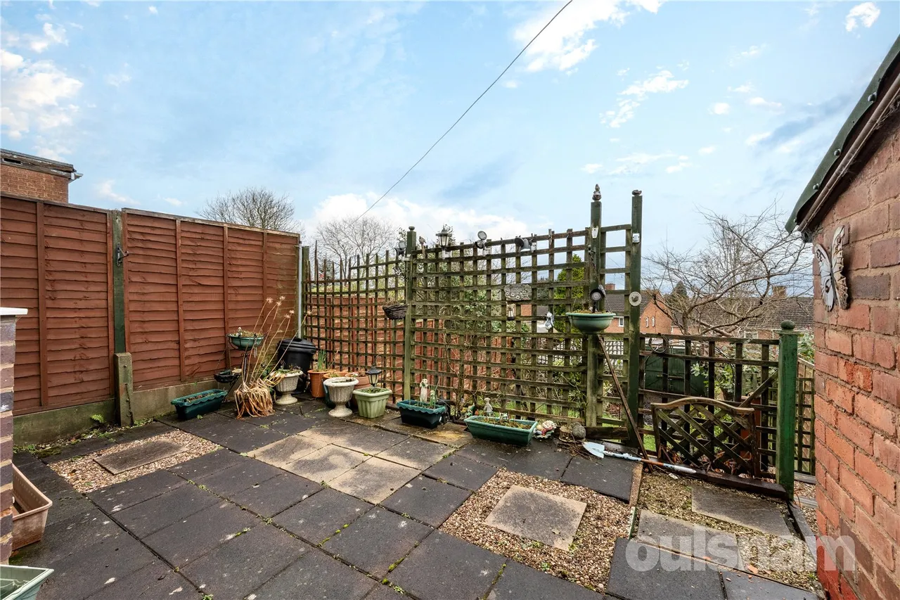 Leach Green Lane, Rednal, Birmingham, West Midlands, B45 8EB, photo 11