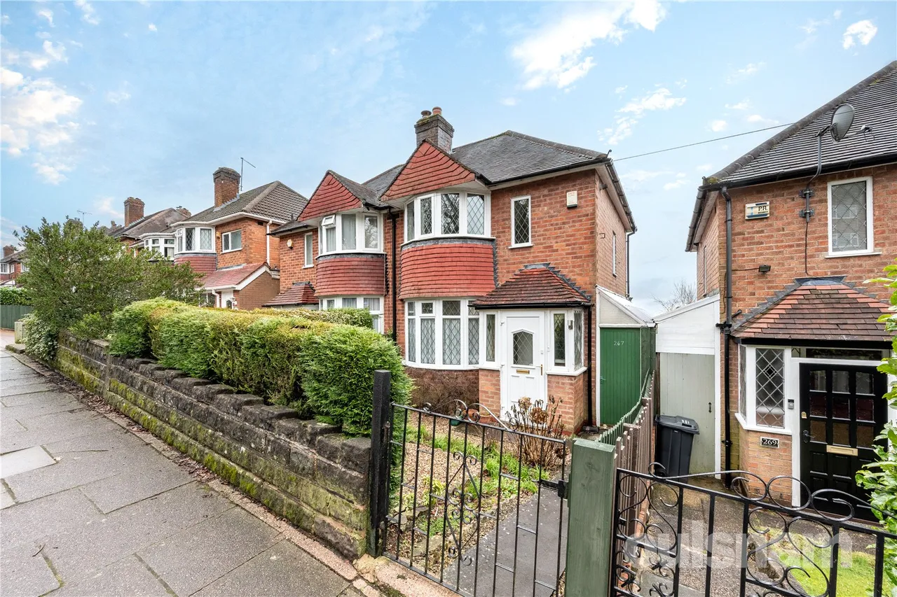 2 bed house for sale — Leach Green Lane, Rednal, Birmingham, West Midlands, B45 8EB