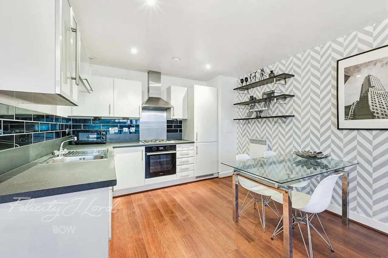 Meath Crescent, London, E2, photo 10