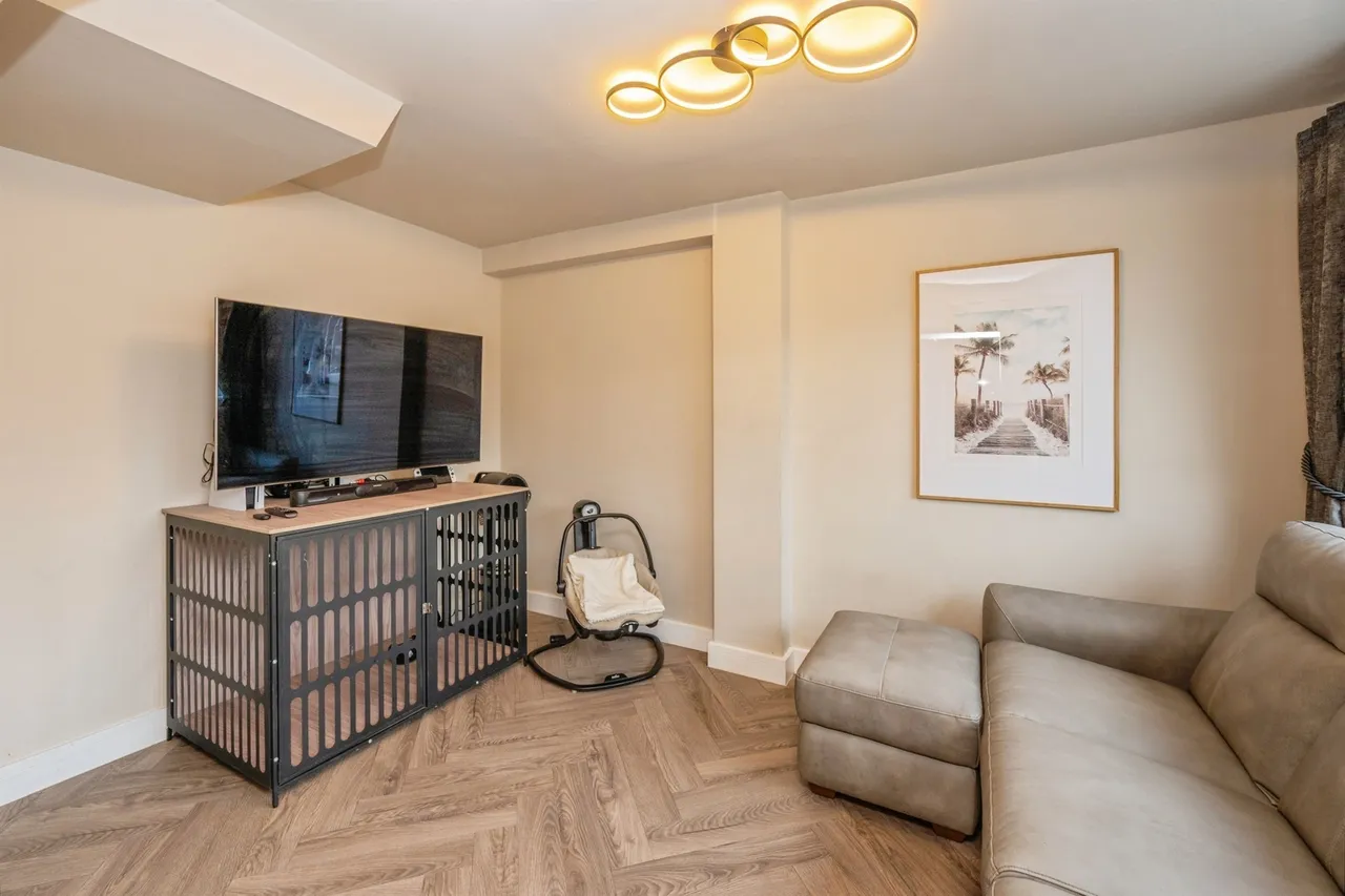 Highgrove Close, Stretton, DE13, photo 5