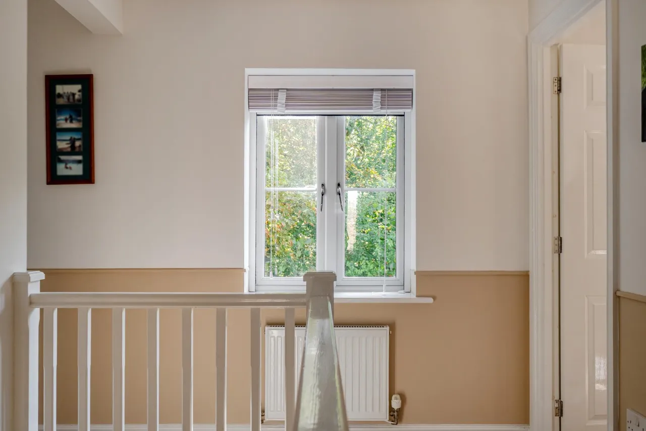 Hillcrest Gardens, Exmouth, EX8, photo 13