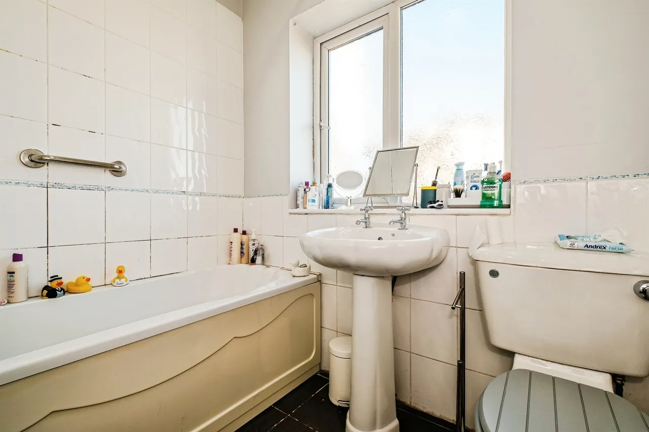 South Street, Lancing, BN15, photo 14