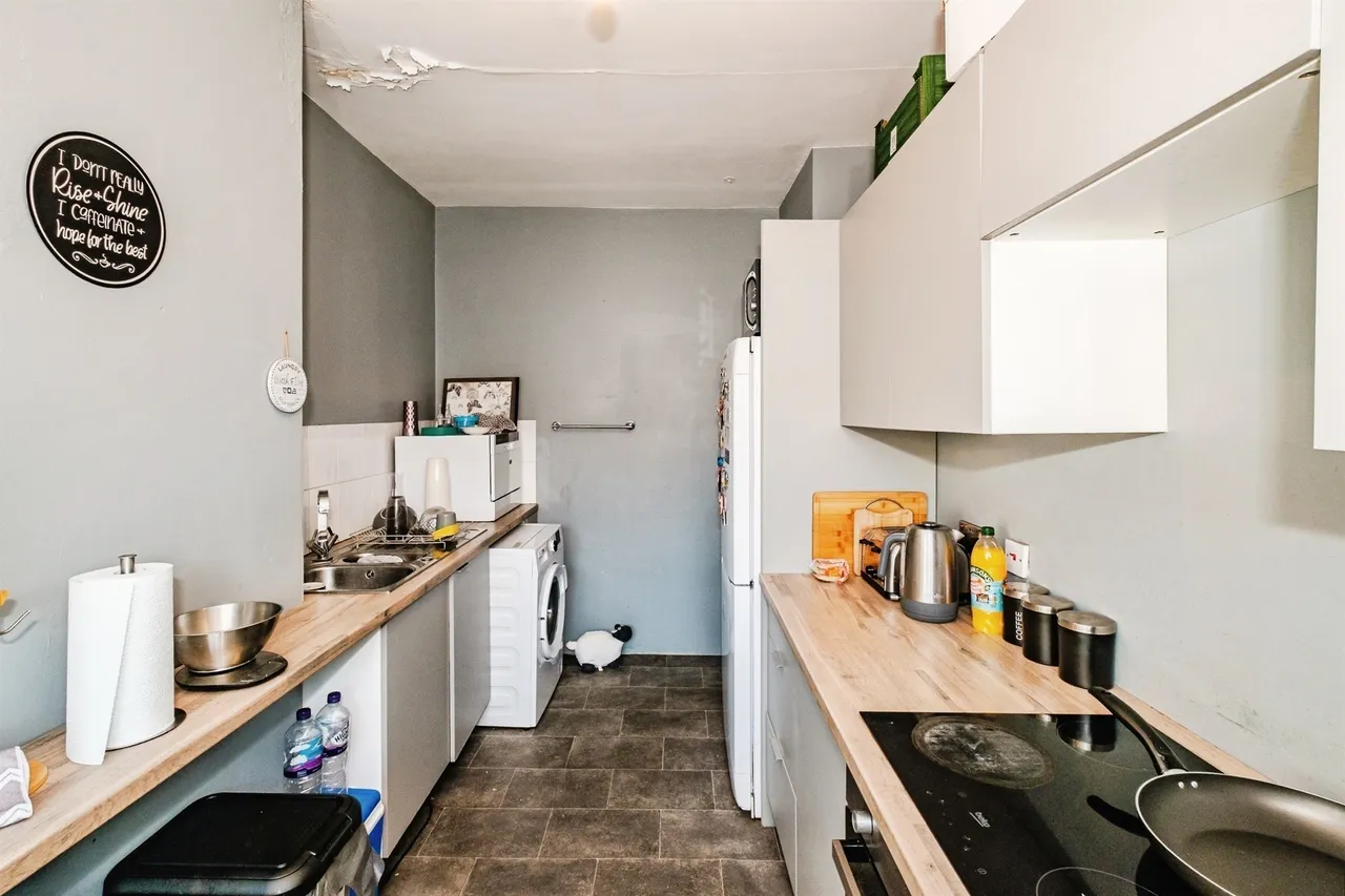South Street, Lancing, BN15, photo 9