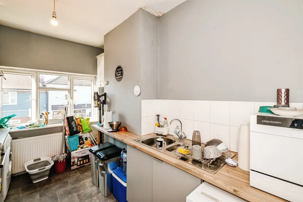 South Street, Lancing, BN15, photo 8