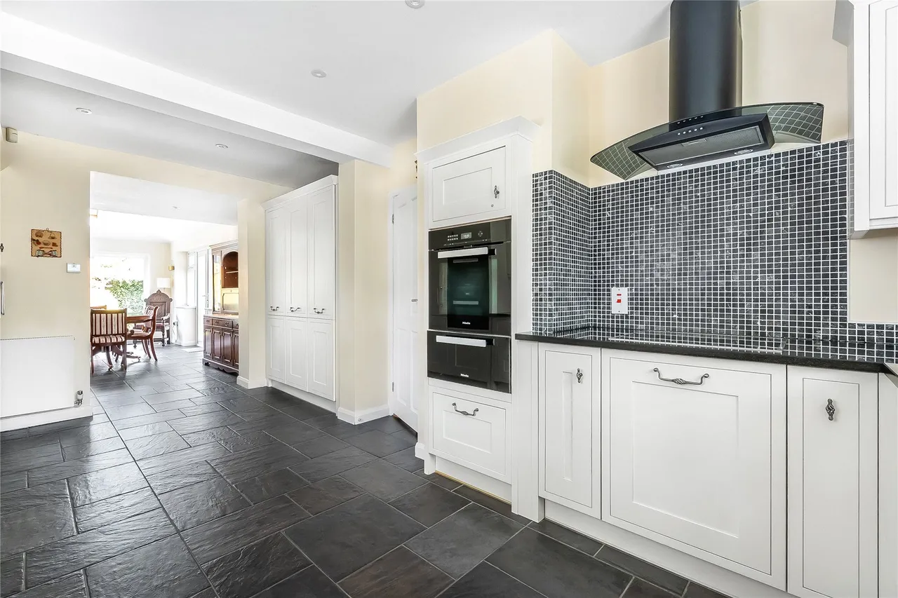 Gateways, Guildford, GU1, photo 15