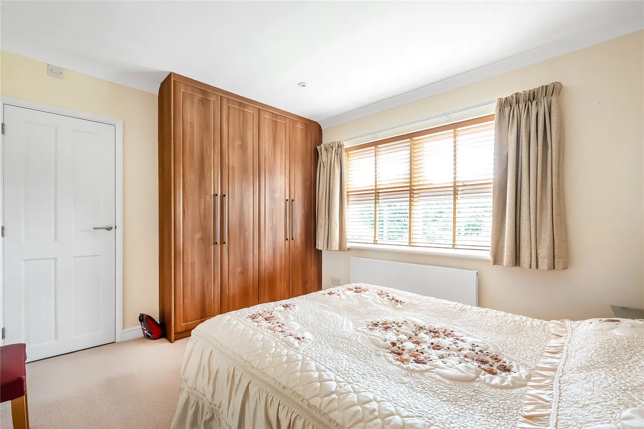 Gateways, Guildford, GU1, photo 23