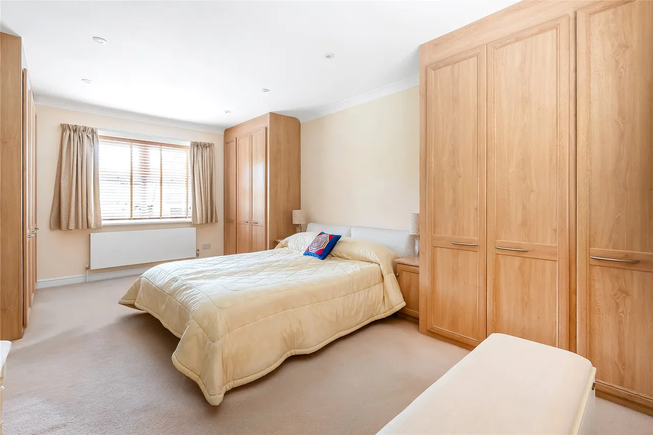 Gateways, Guildford, GU1, photo 21