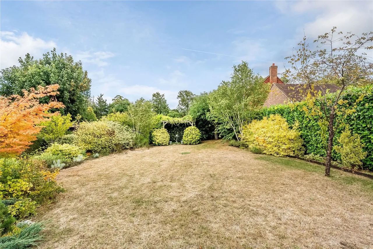 Gateways, Guildford, GU1, photo 35