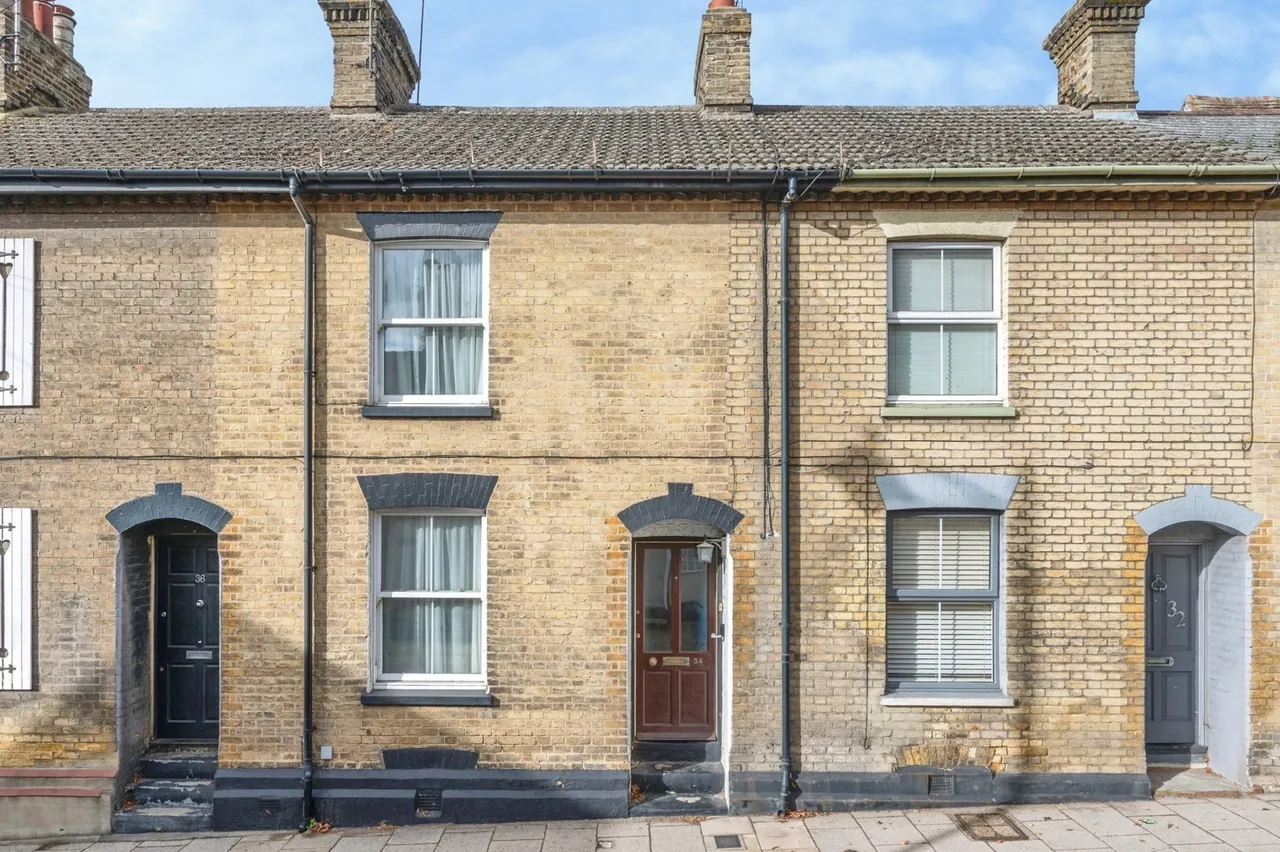 2 bed house for sale, South Street, Rochford, SS4