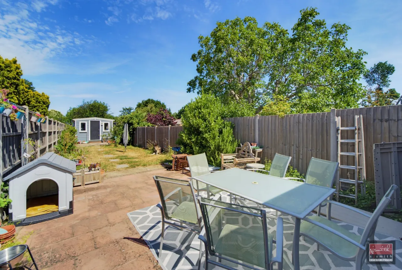 Warwick Avenue, Egham, TW20, photo 15