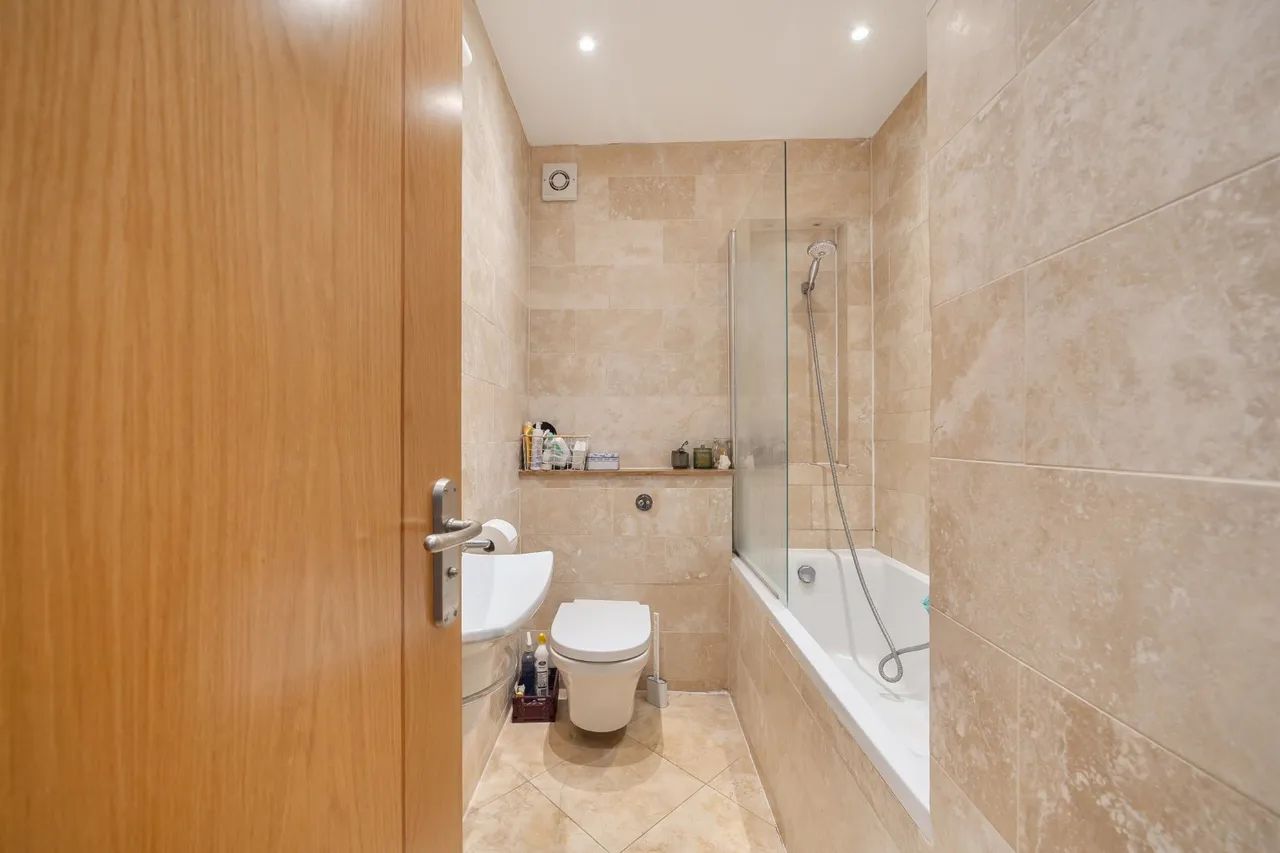 Ashley Road, London, N19, photo 10