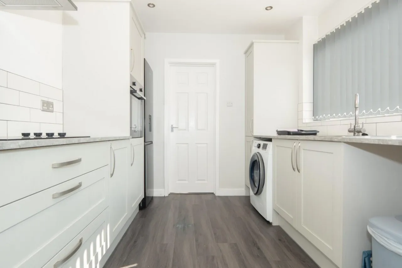 Kent Crescent, Pudsey, photo 4
