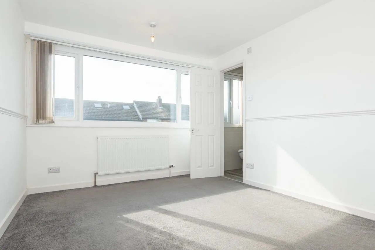 Kent Crescent, Pudsey, photo 7