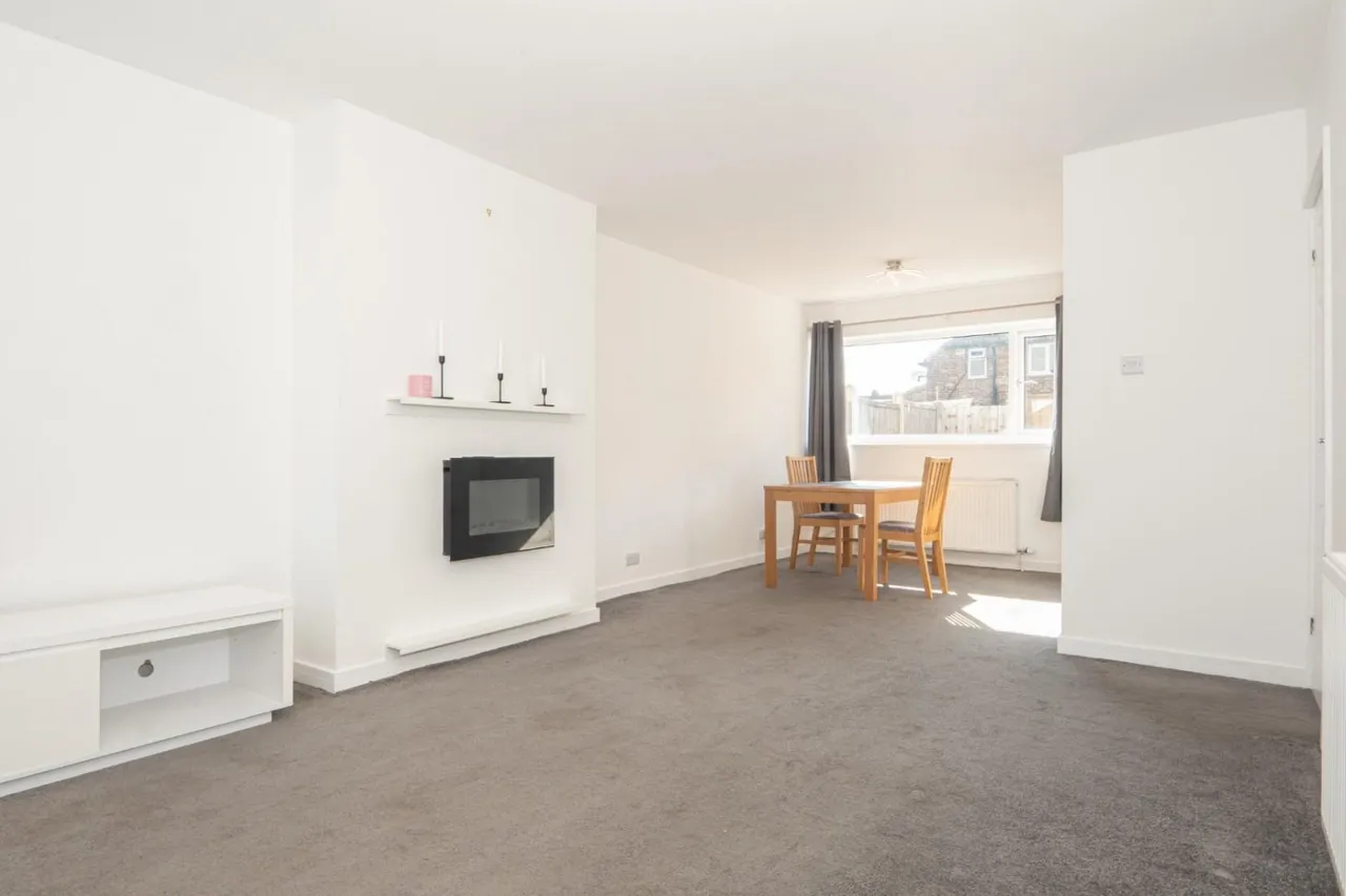 Kent Crescent, Pudsey, photo 3