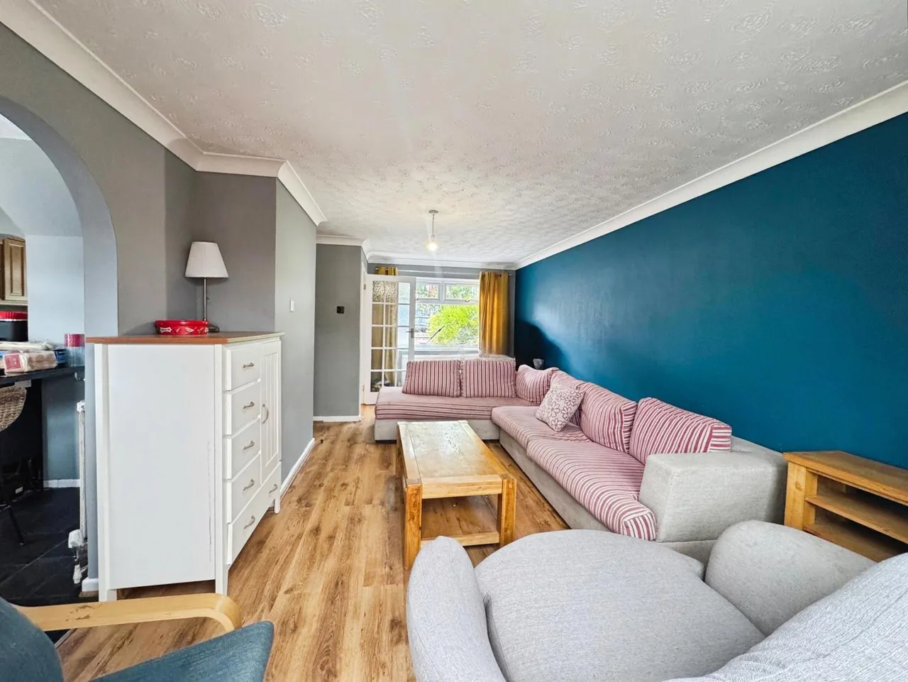 Fernhill Road, Farnborough, Hampshire, GU14 9EP, photo 4