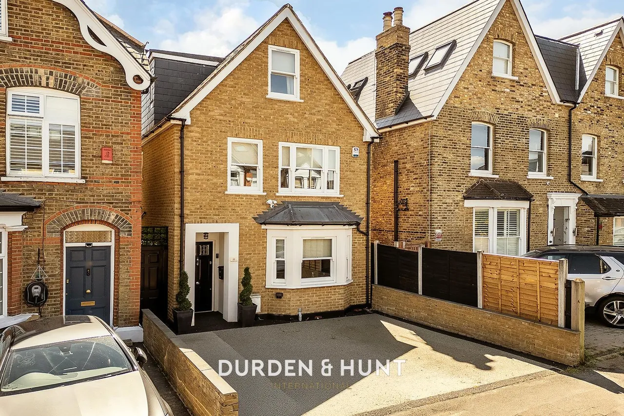 Chelmsford Road, South Woodford, E18, photo 31