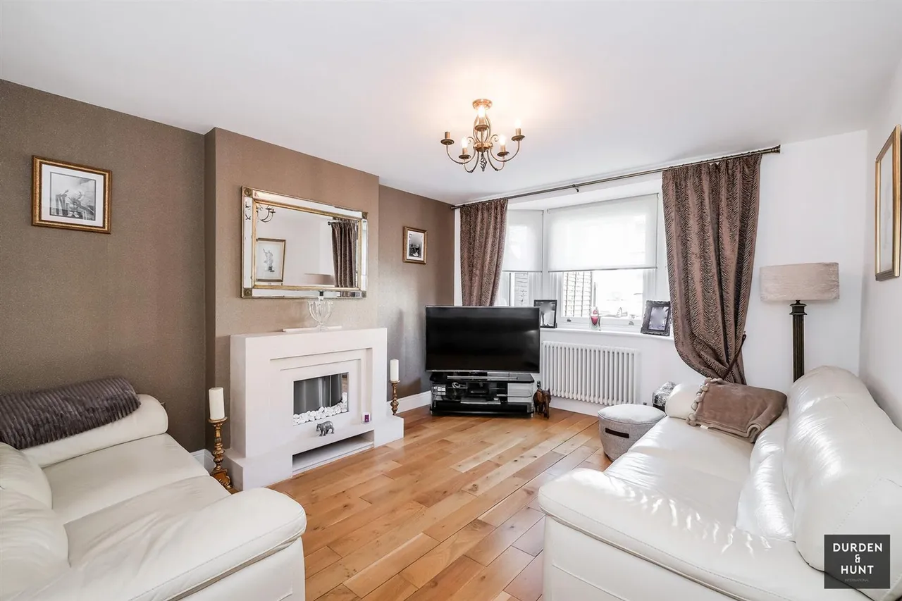 Chelmsford Road, South Woodford, E18, photo 7