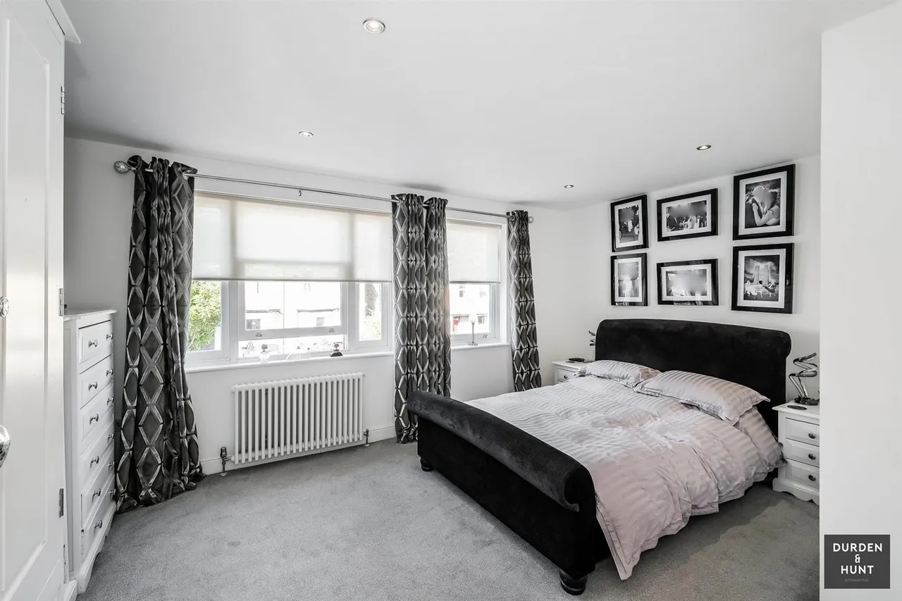 Chelmsford Road, South Woodford, E18, photo 10