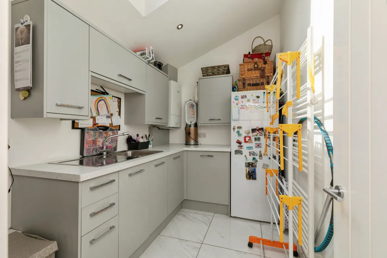 Willoughby Close, Bristol, photo 10
