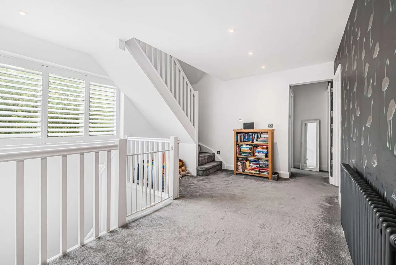 Lucastes Lane, Haywards Heath, RH16, photo 16
