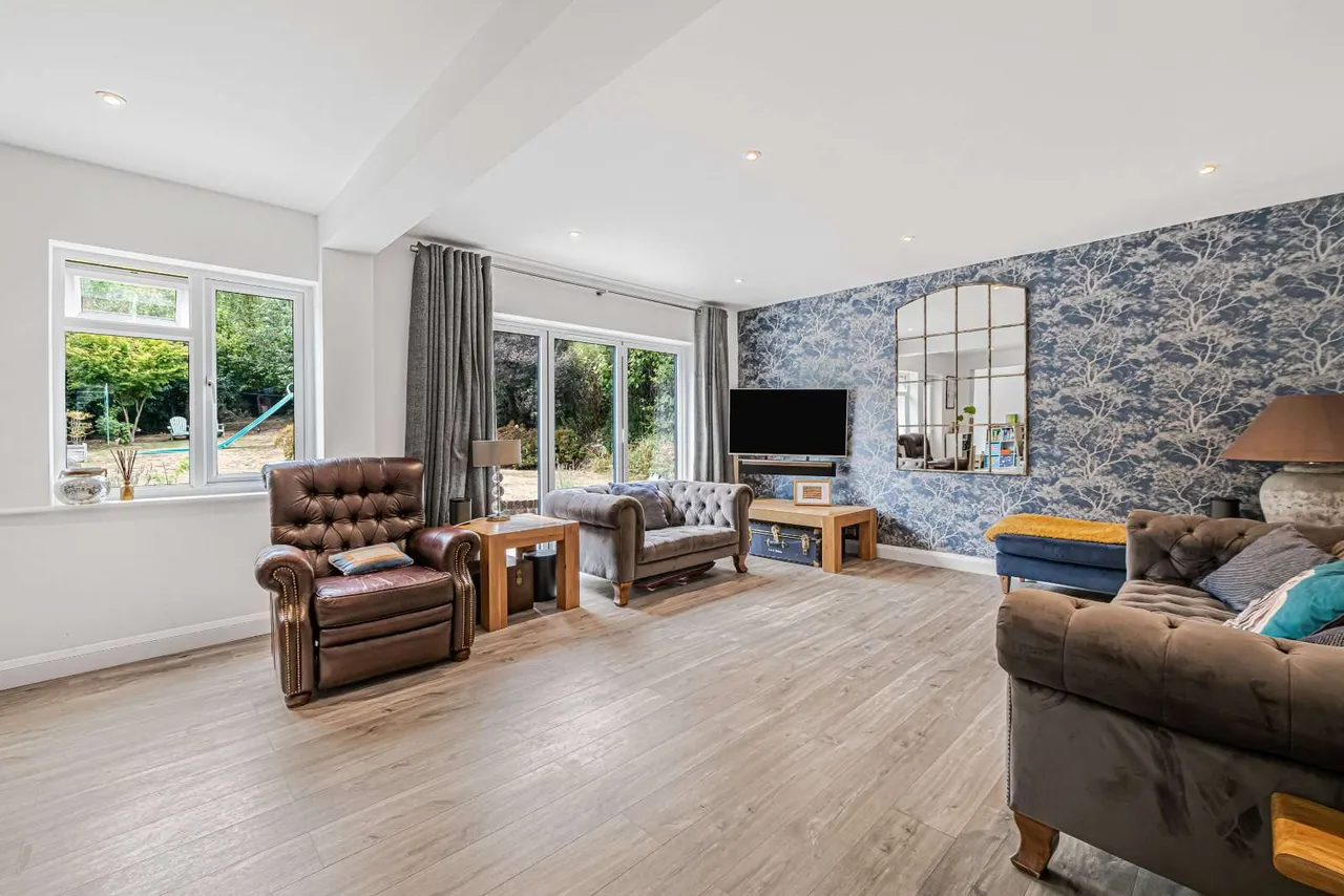 Lucastes Lane, Haywards Heath, RH16, photo 7