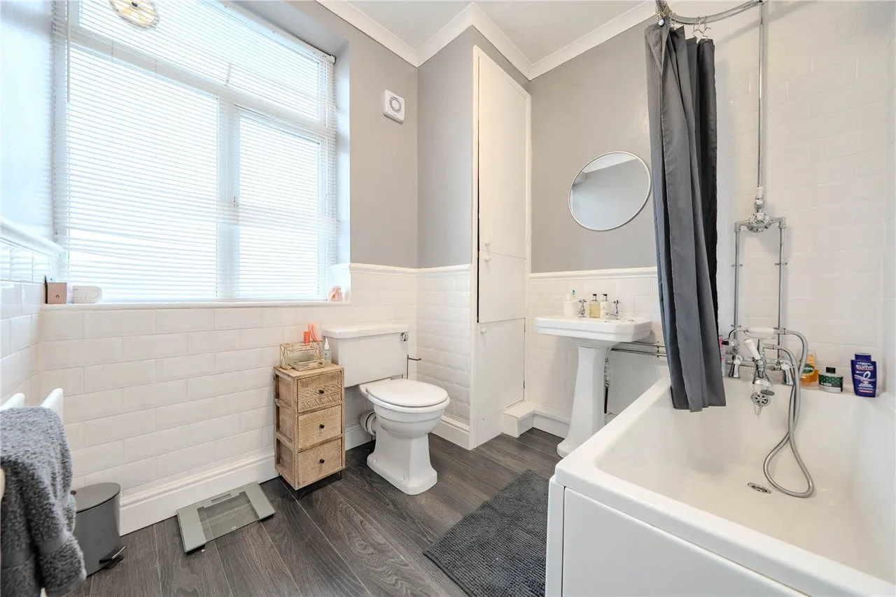 Clarke Street, Calverley, LS28, photo 7