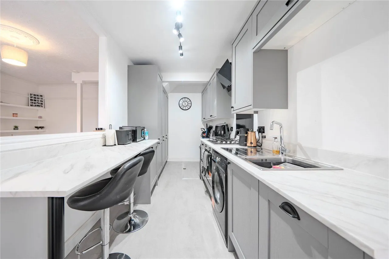 Clarke Street, Calverley, LS28, photo 11