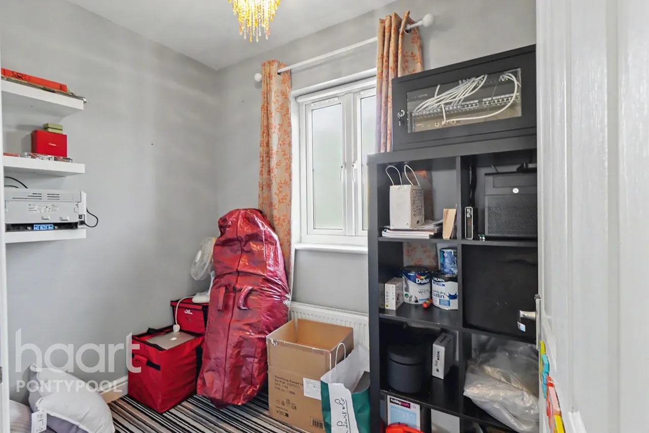 Sycamore Road, Pontypool, NP4, photo 17